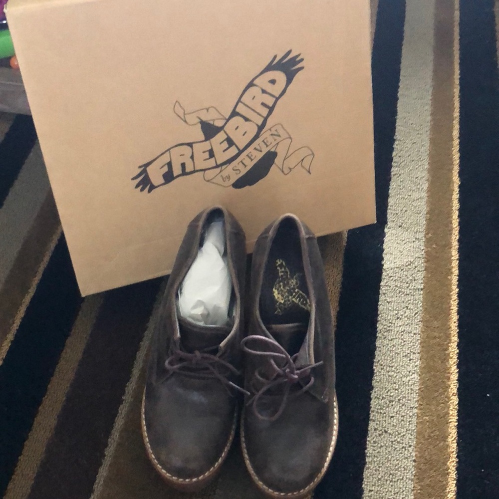 FREEBIRD by STEVEN PIPER CHUNKY HEALS BROWN✔️
